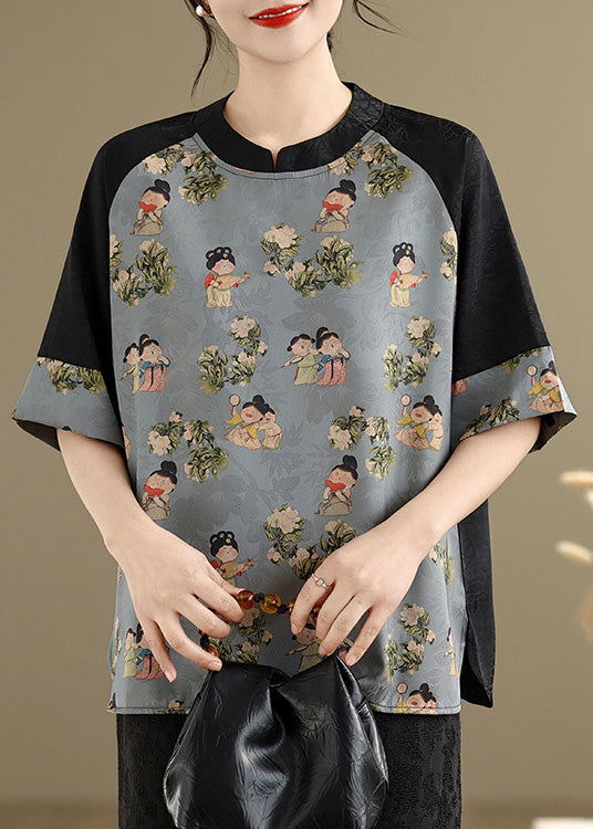 Well Tailored Top with a Graceful Silhouette