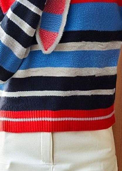 Well Tailored Sweater with a Graceful Silhouette