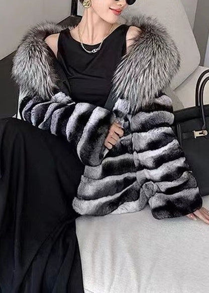 Sophisticated Coat with a Clean Classic Look