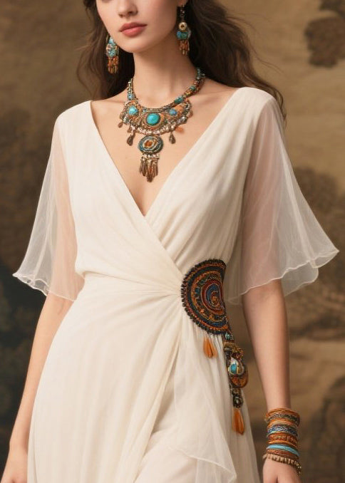 Gracefully Styled Dress for Any Occasion