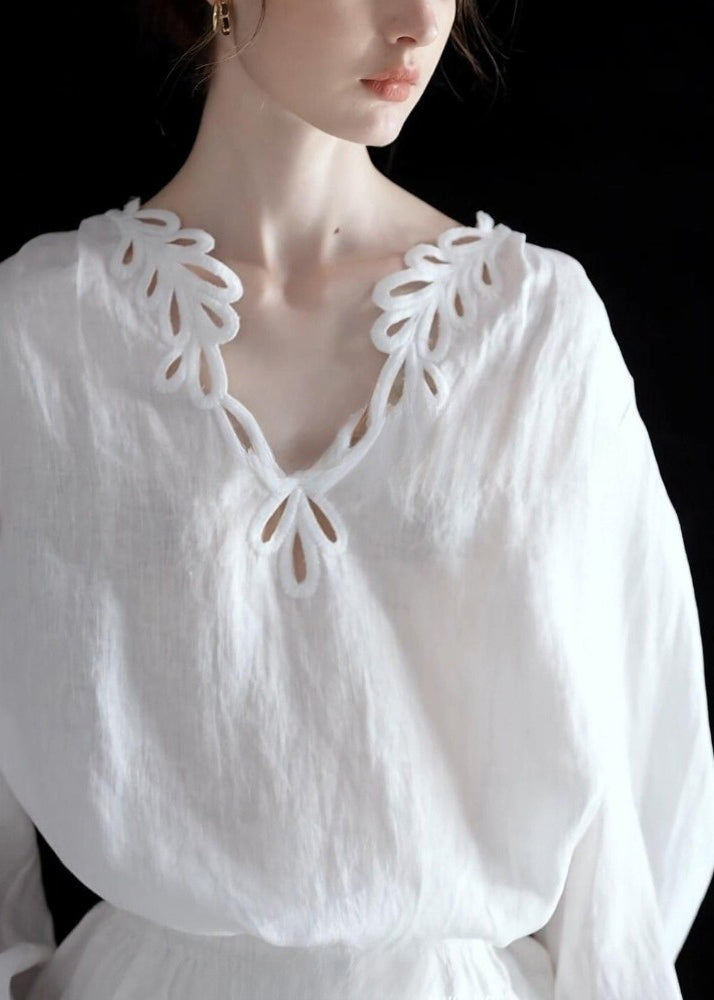 Classic Vintage Blouse with a Flattering Fit