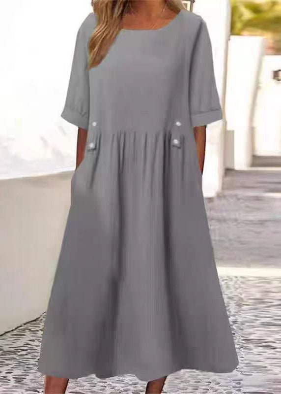 Effortlessly Elegant Dress with a Timeless Design
