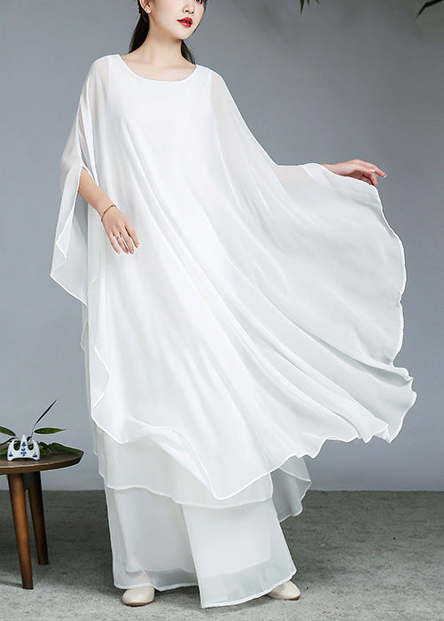 Well Tailored Garment with a Graceful Silhouette
