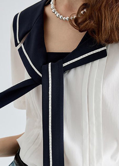 Sophisticated Blouse with a Clean Classic Look