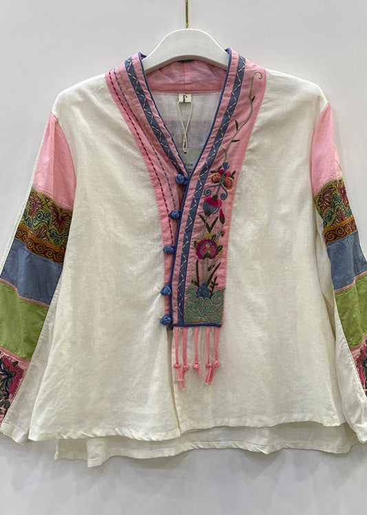 Well Tailored Top with a Graceful Silhouette