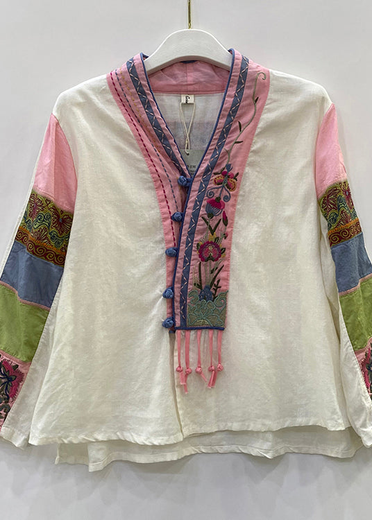 Well Tailored Top with a Graceful Silhouette