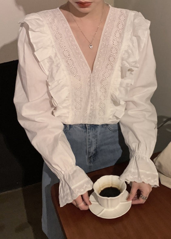 Gracefully Styled Blouse for Any Occasion