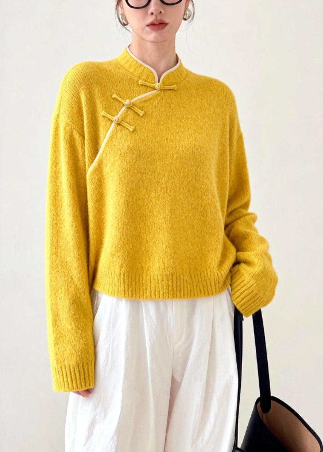 Beautifully Finished Top in a Timeless Design