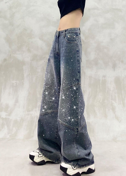 Effortlessly Elegant Pants with a Timeless Design