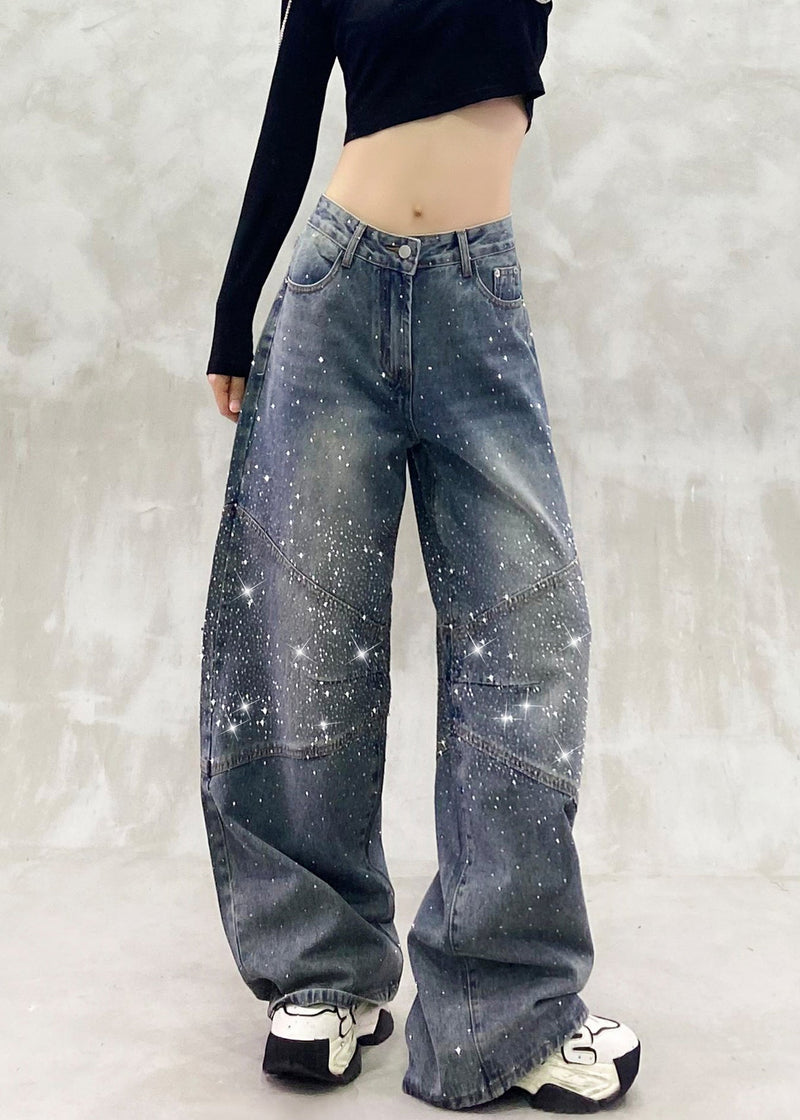 Effortlessly Elegant Pants with a Timeless Design