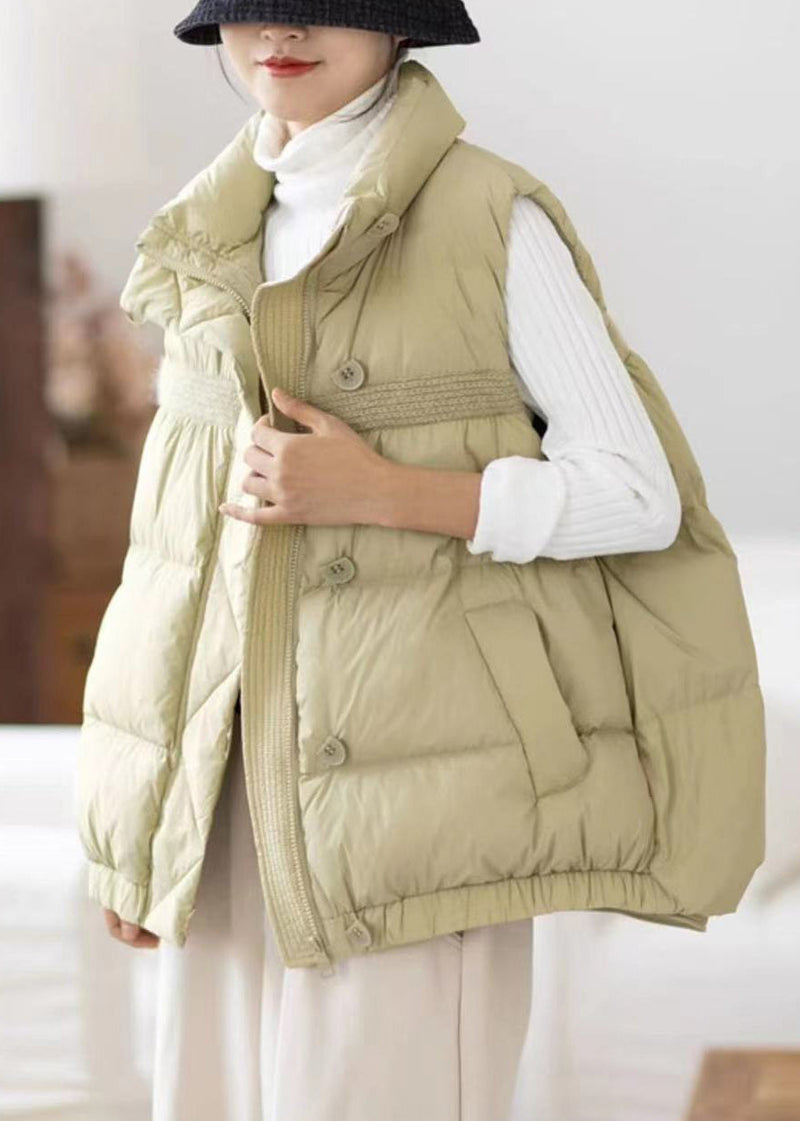 Effortlessly Elegant Coat with a Timeless Design