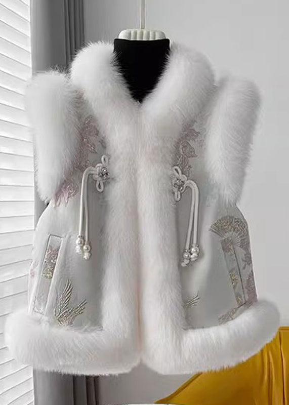Classic Vintage & Enduringly Stylish Coat