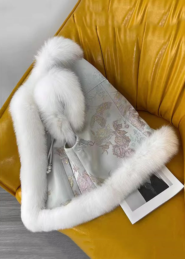 Effortlessly Elegant Coat with a Timeless Design