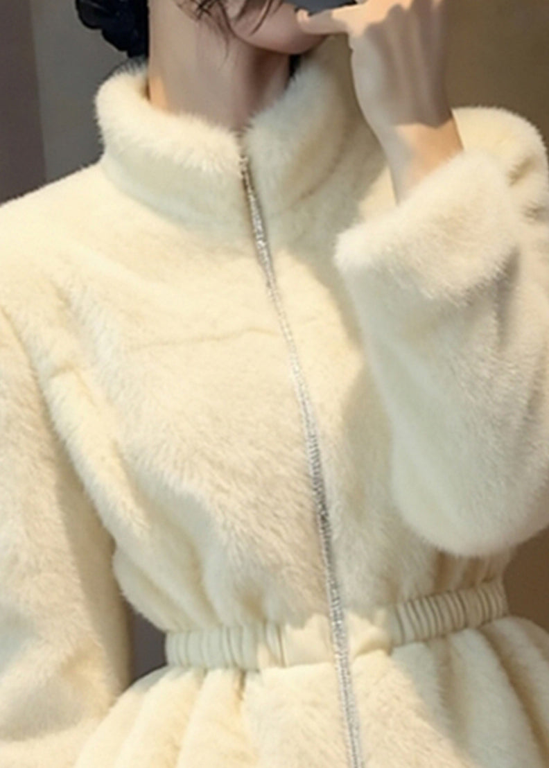 Classic Vintage & Enduringly Stylish Coat