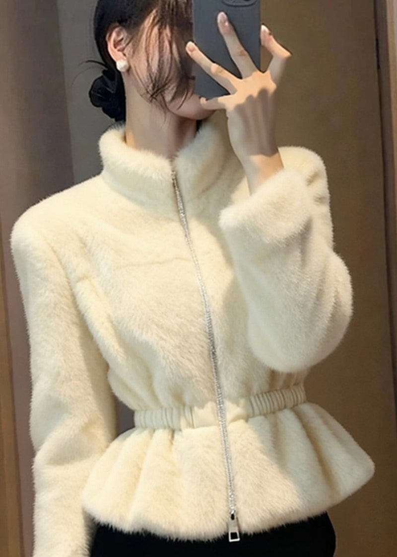 Classic Vintage & Enduringly Stylish Coat