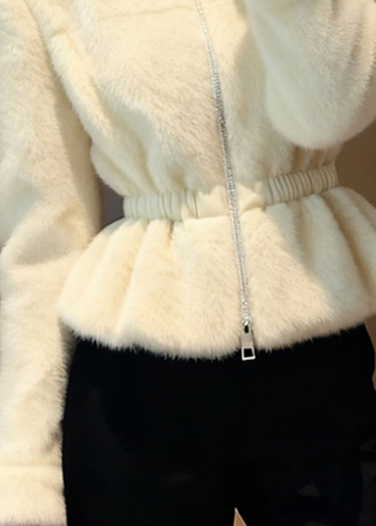 Classic Vintage & Enduringly Stylish Coat