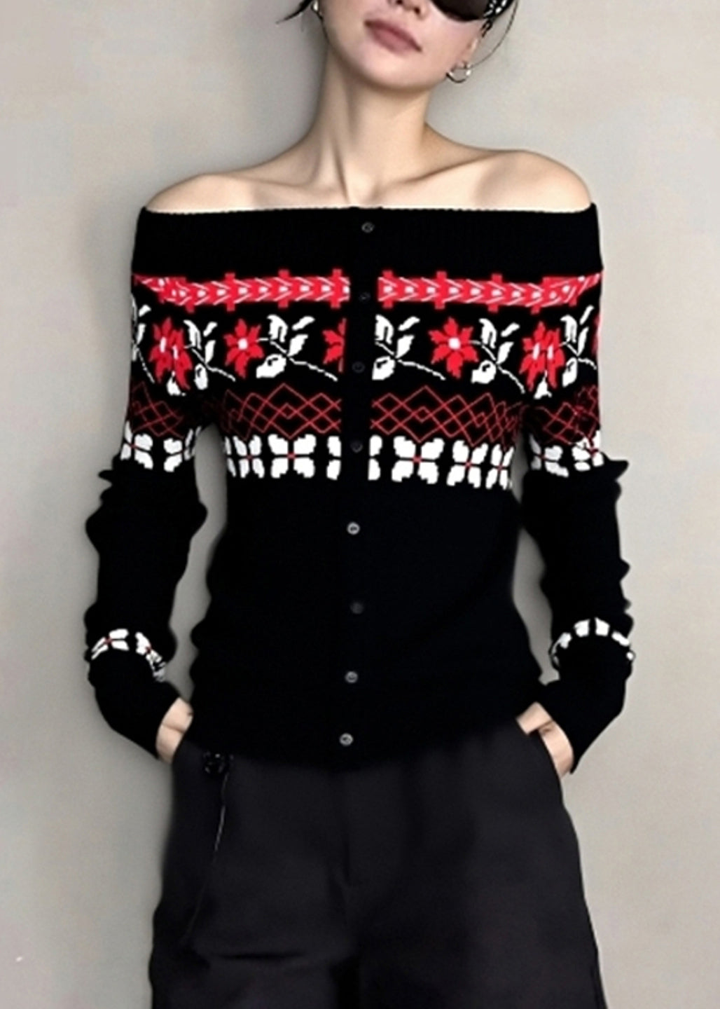 Effortlessly Elegant Top with a Timeless Design