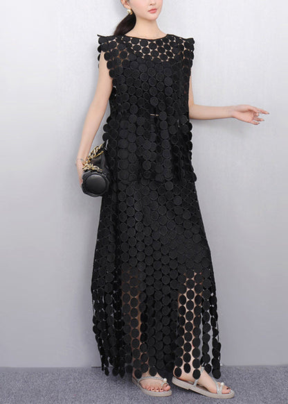 Beautifully Finished Top in a Timeless Design