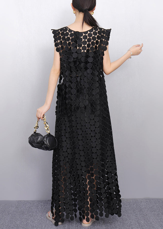 Beautifully Finished Top in a Timeless Design