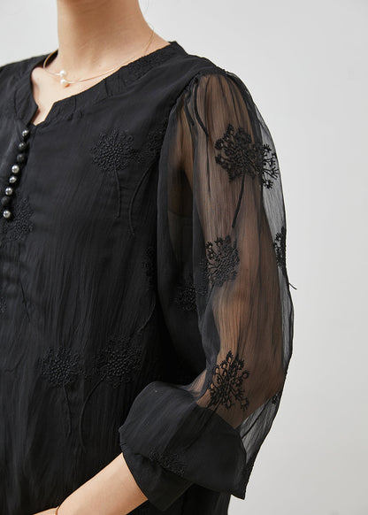 Well Tailored Shirt with a Graceful Silhouette