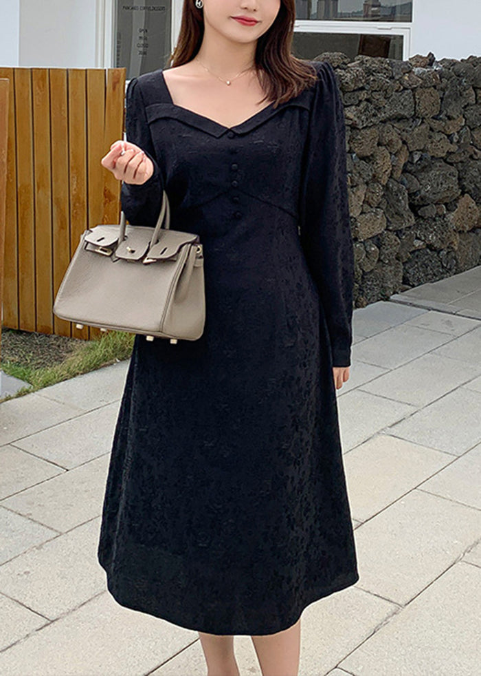 Classic Vintage Dress with a Flattering Fit