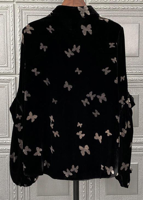 Effortlessly Elegant Top with a Timeless Design