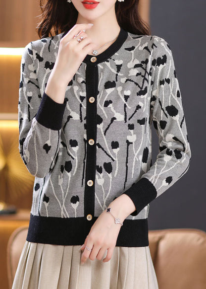 Classic Vintage & Enduringly Stylish Cardigan