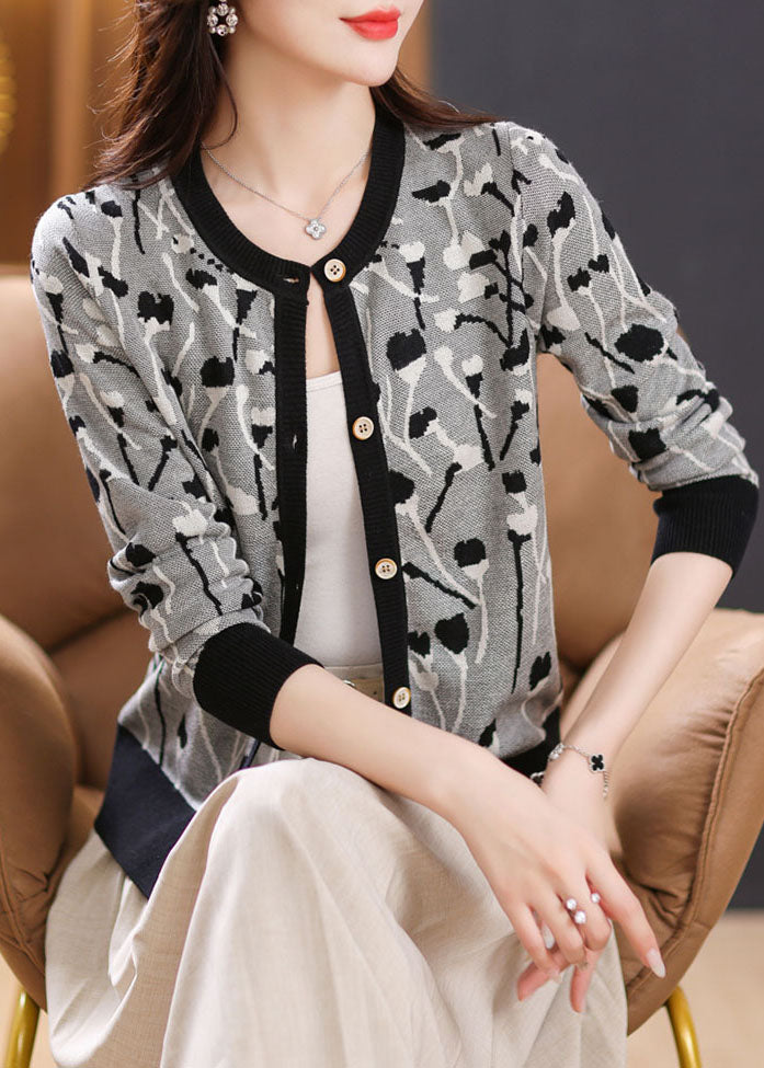 Classic Vintage & Enduringly Stylish Cardigan