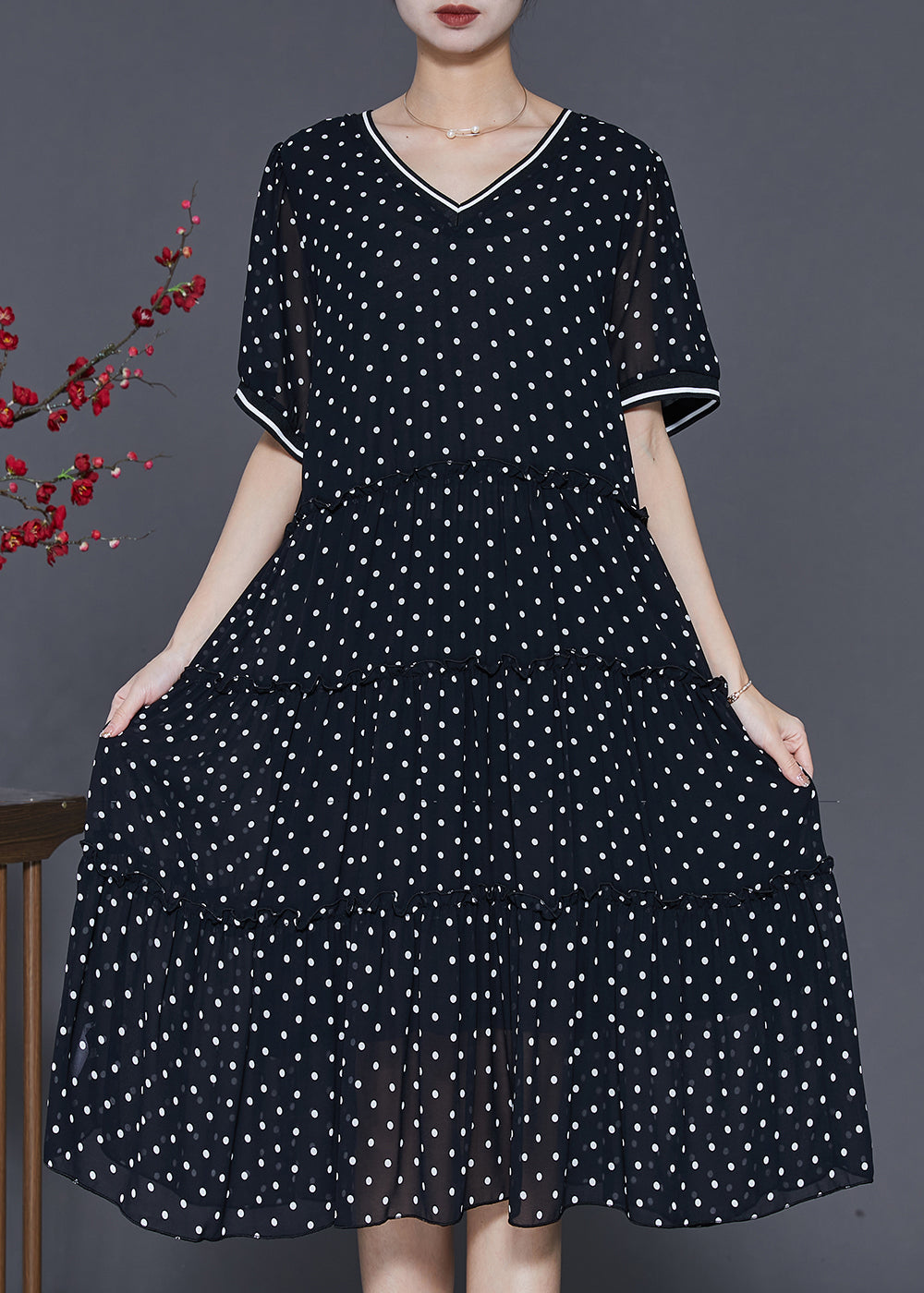 Classic Vintage Dress with a Flattering Fit