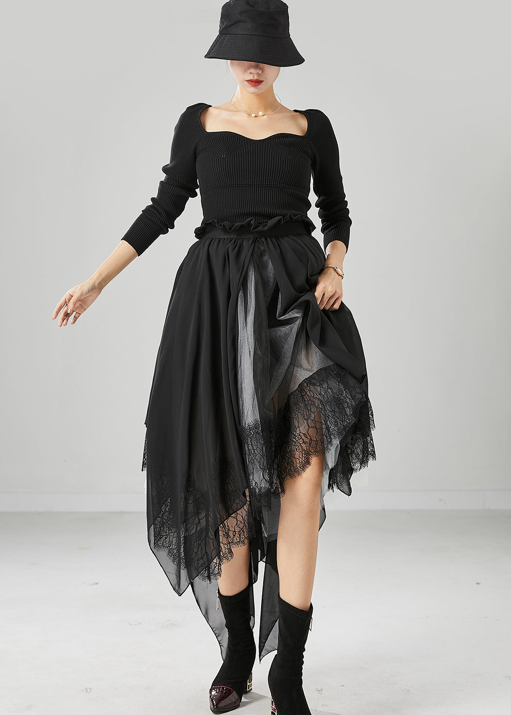 Gracefully Styled Dress for Any Occasion