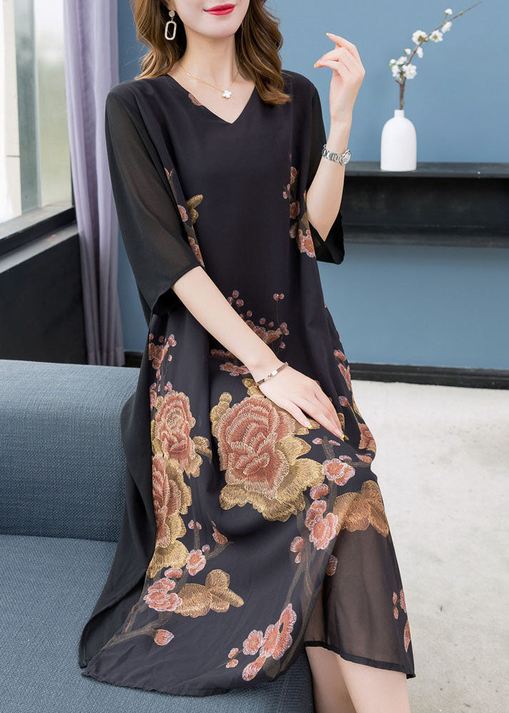Well Tailored Dress with a Graceful Silhouette