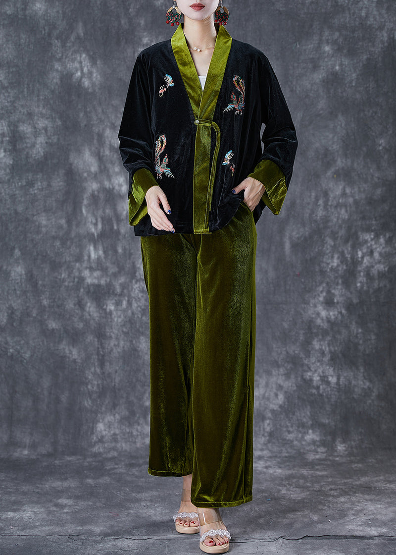 Effortlessly Elegant Garment with a Timeless Design