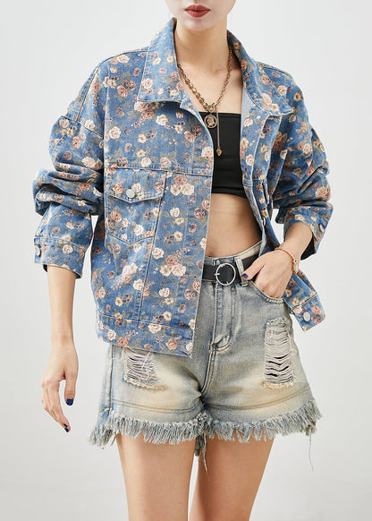 Effortlessly Elegant Coat with a Timeless Design
