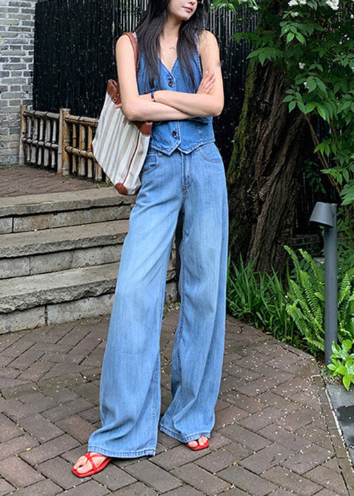 Effortlessly Elegant Pants with a Timeless Design