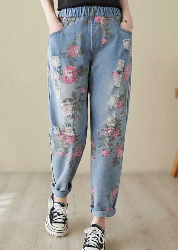 Effortlessly Elegant Pants with a Timeless Design