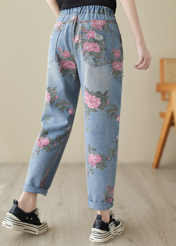 Effortlessly Elegant Pants with a Timeless Design