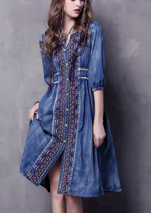 Beautifully Crafted Dress in a Classic Style