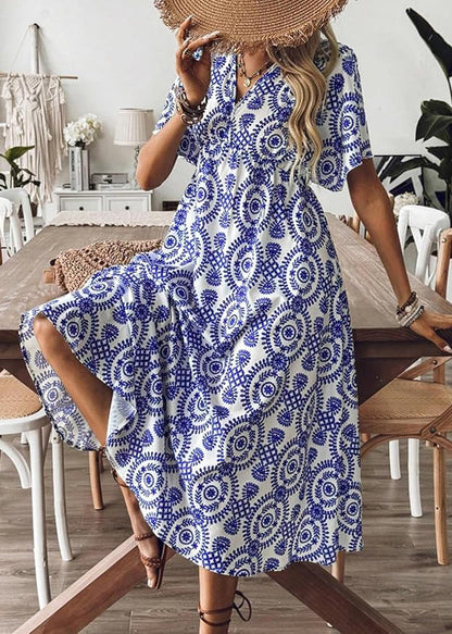 A Vintage Style Dress with Delicate Timeless Details