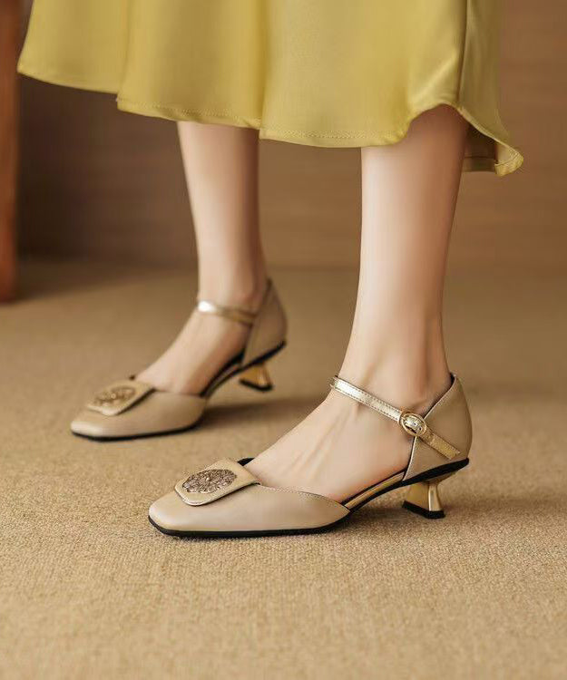 Chic Orthopedic Sandals with Unique Design