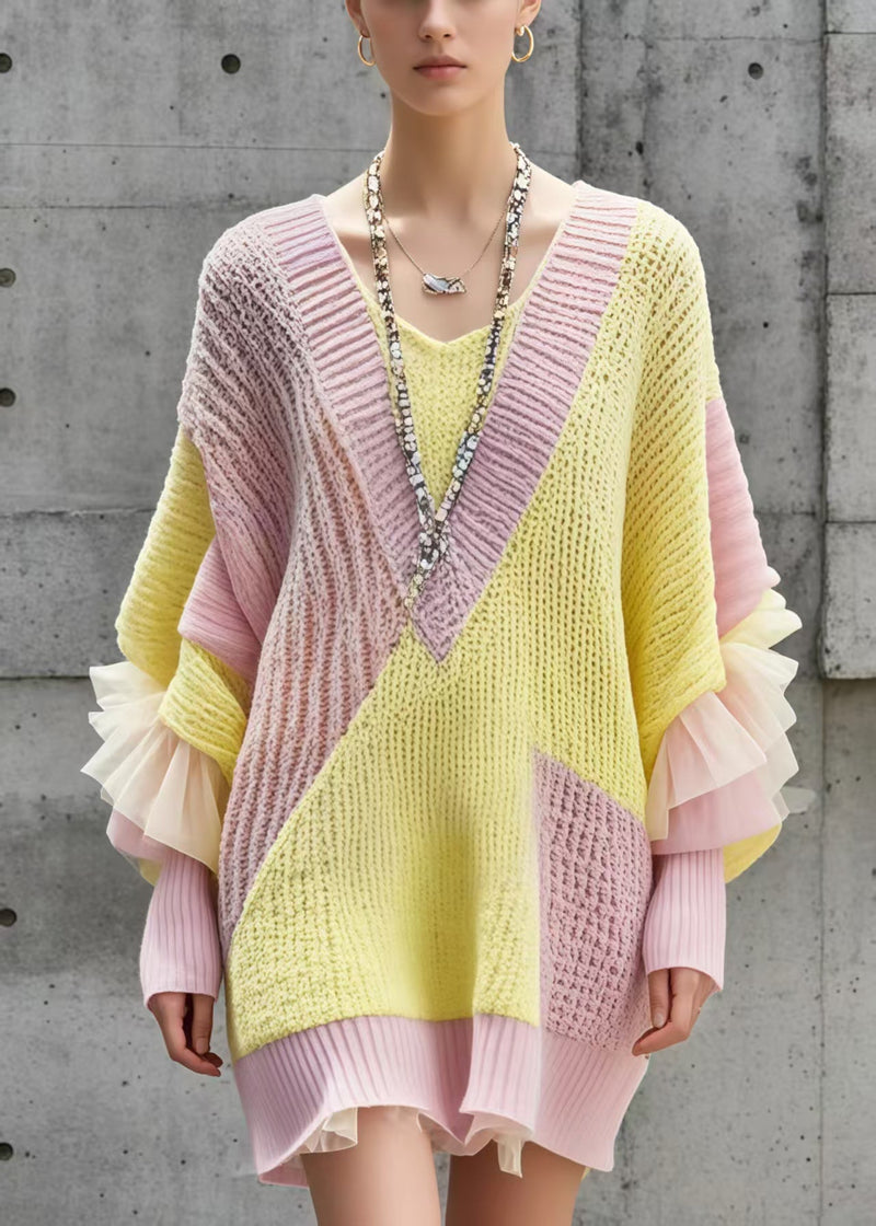 Classic Vintage Sweater with a Flattering Fit