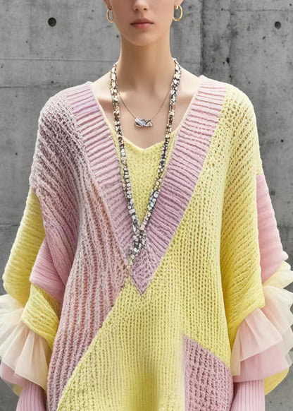 Classic Vintage Sweater with a Flattering Fit