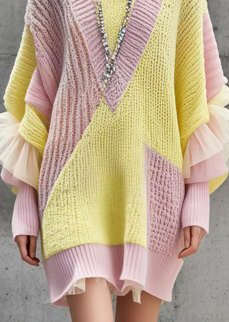 Classic Vintage Sweater with a Flattering Fit