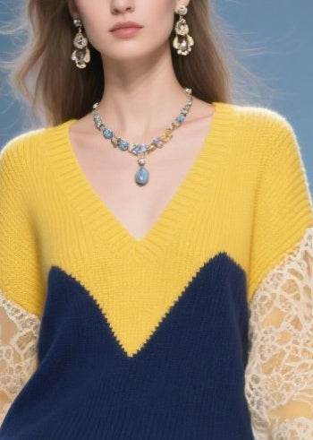 Classic Vintage Pullover with a Flattering Fit