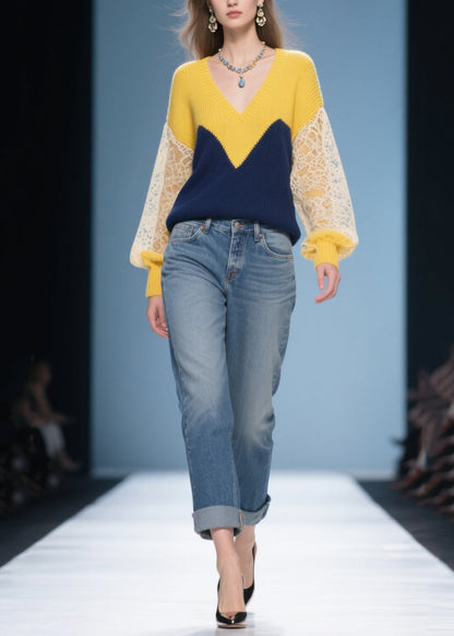 Classic Vintage Pullover with a Flattering Fit
