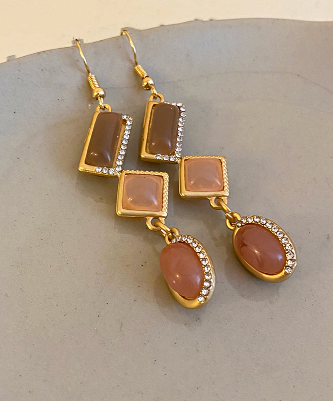 Beautiful Gold Set with Unique Style