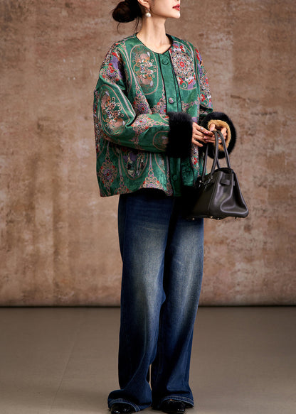 Gracefully Styled Coat for Any Occasion