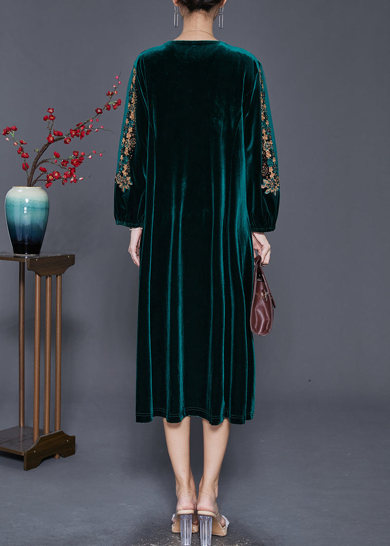 A Vintage Style Dress with Delicate Timeless Details