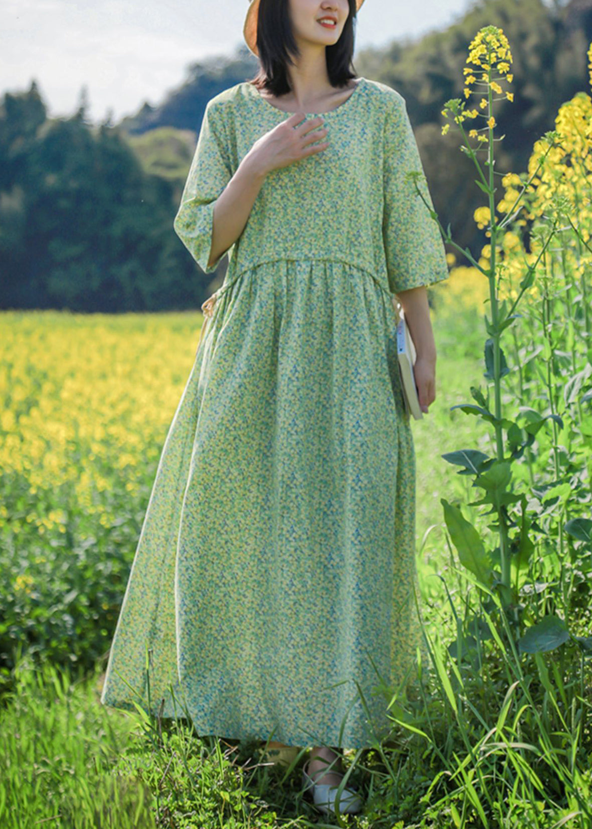 Beautifully Crafted Dress in a Classic Style
