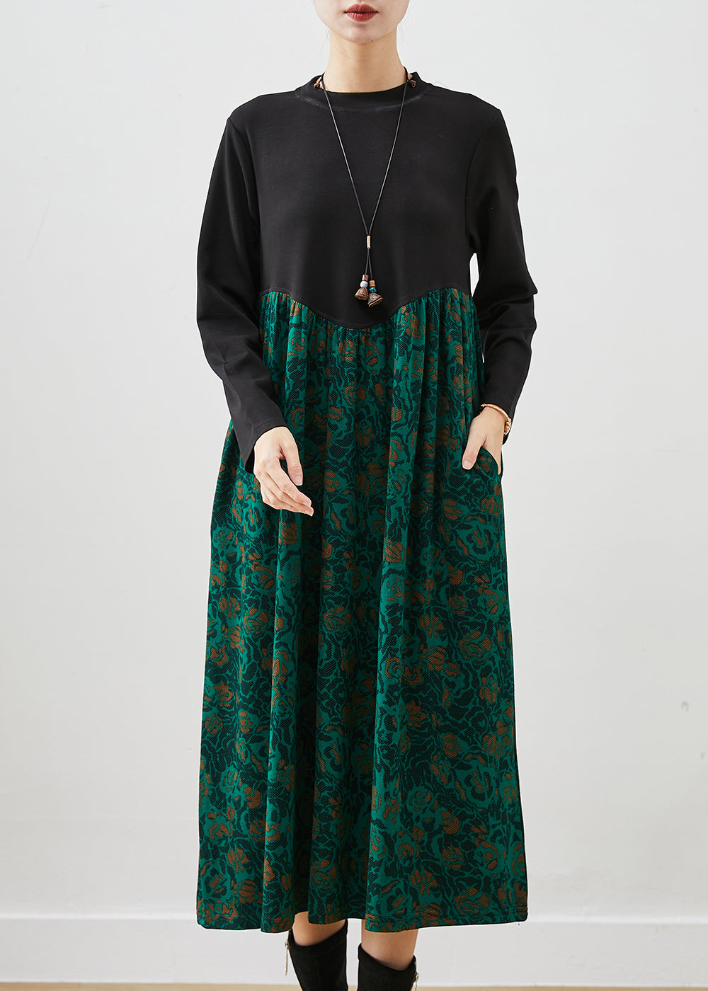 Classic Vintage & Enduringly Stylish Dress