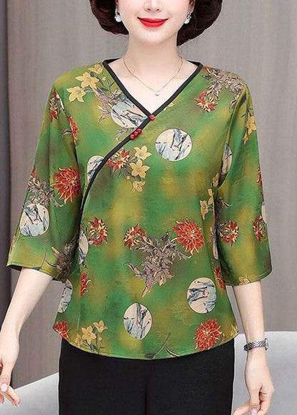 Beautifully Balanced Top with Timeless Character